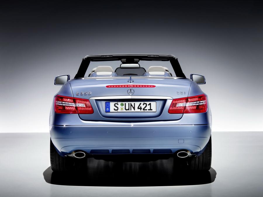  Mercedes-Benz E-Class Cabriolet 2011 года  (фото 34 из 108)